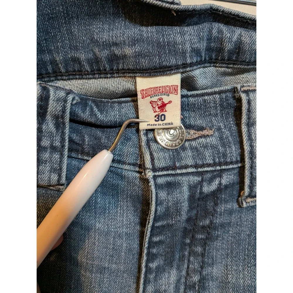 True Religion Men 35/33 Section Slim Fit Jeans Straight Leg‎ Med Blue Distressed